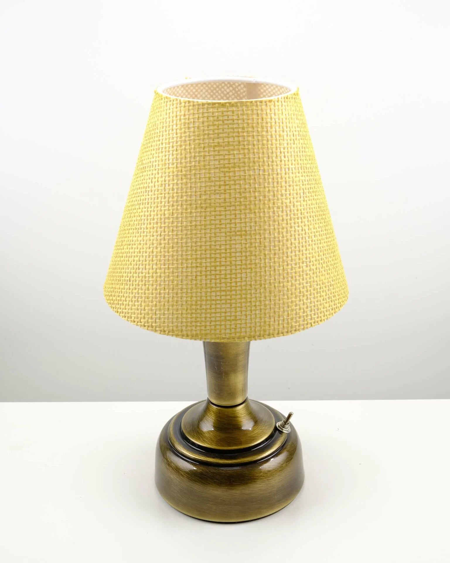 11-inch Vintage Copper Cordless LED Table Lamp