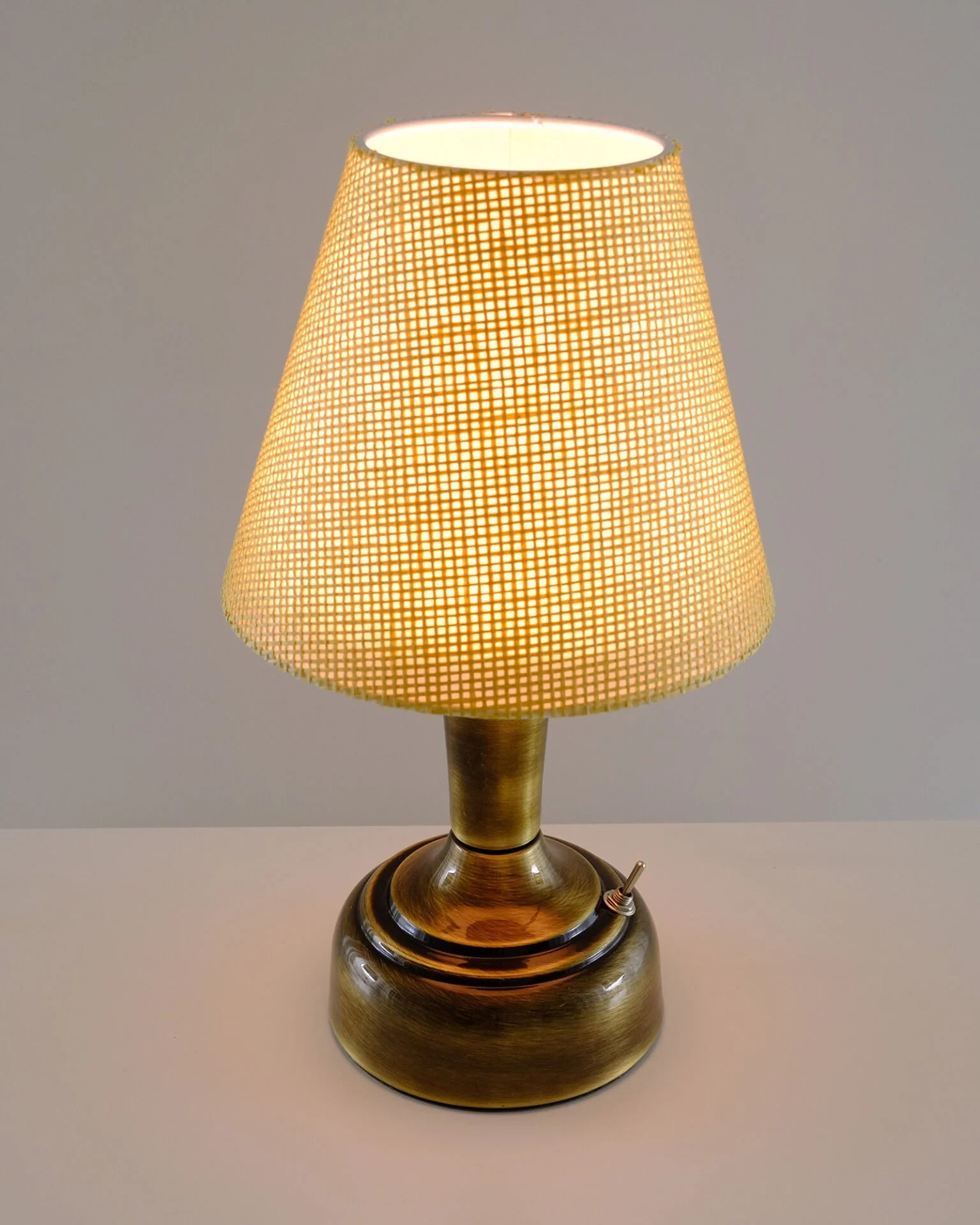 11-inch Vintage Copper Cordless LED Table Lamp