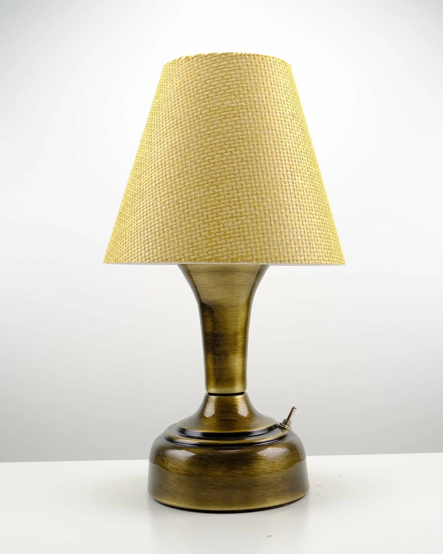 11-inch Vintage Copper Cordless LED Table Lamp