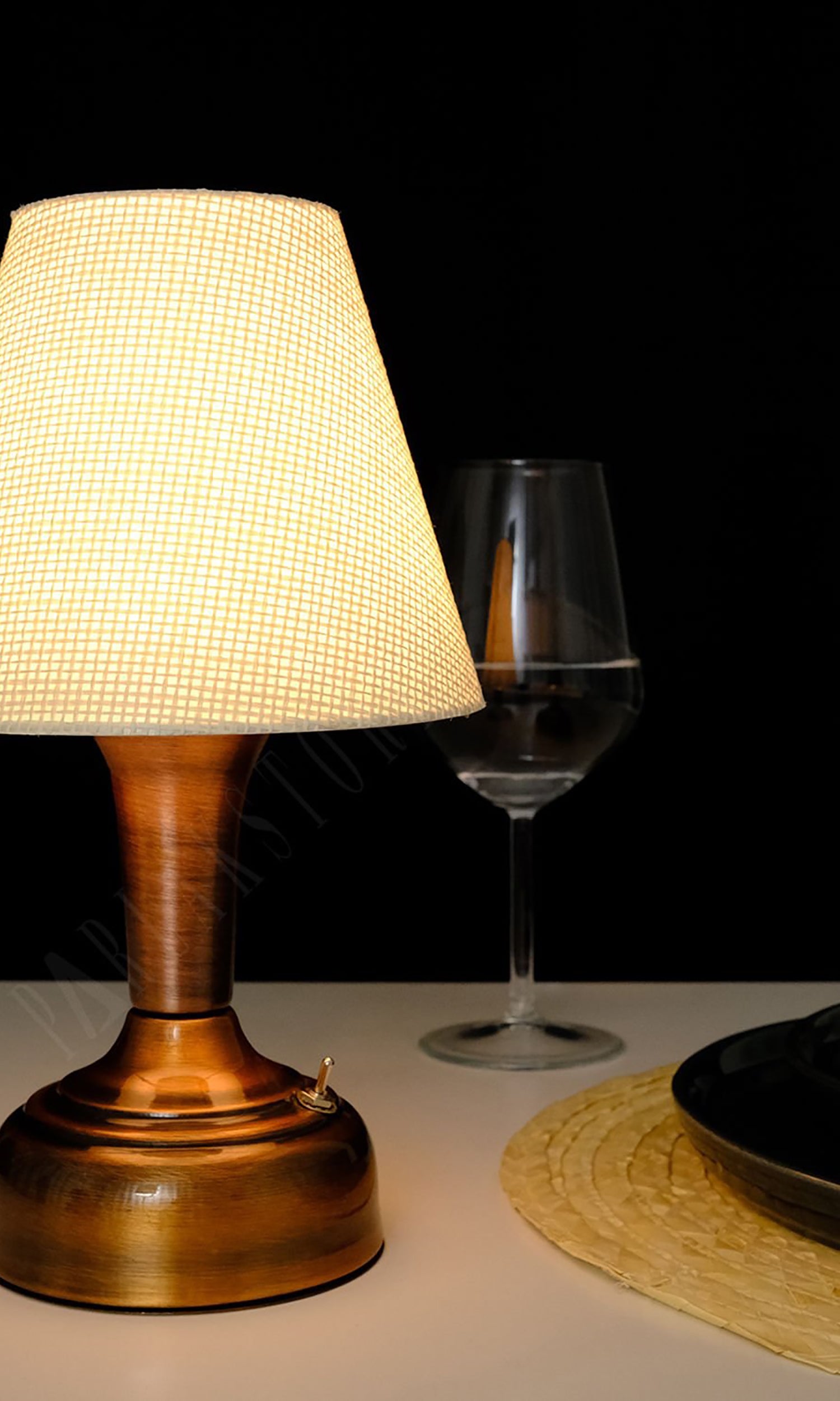 11-inch Vintage Copper Cordless LED Table Lamp