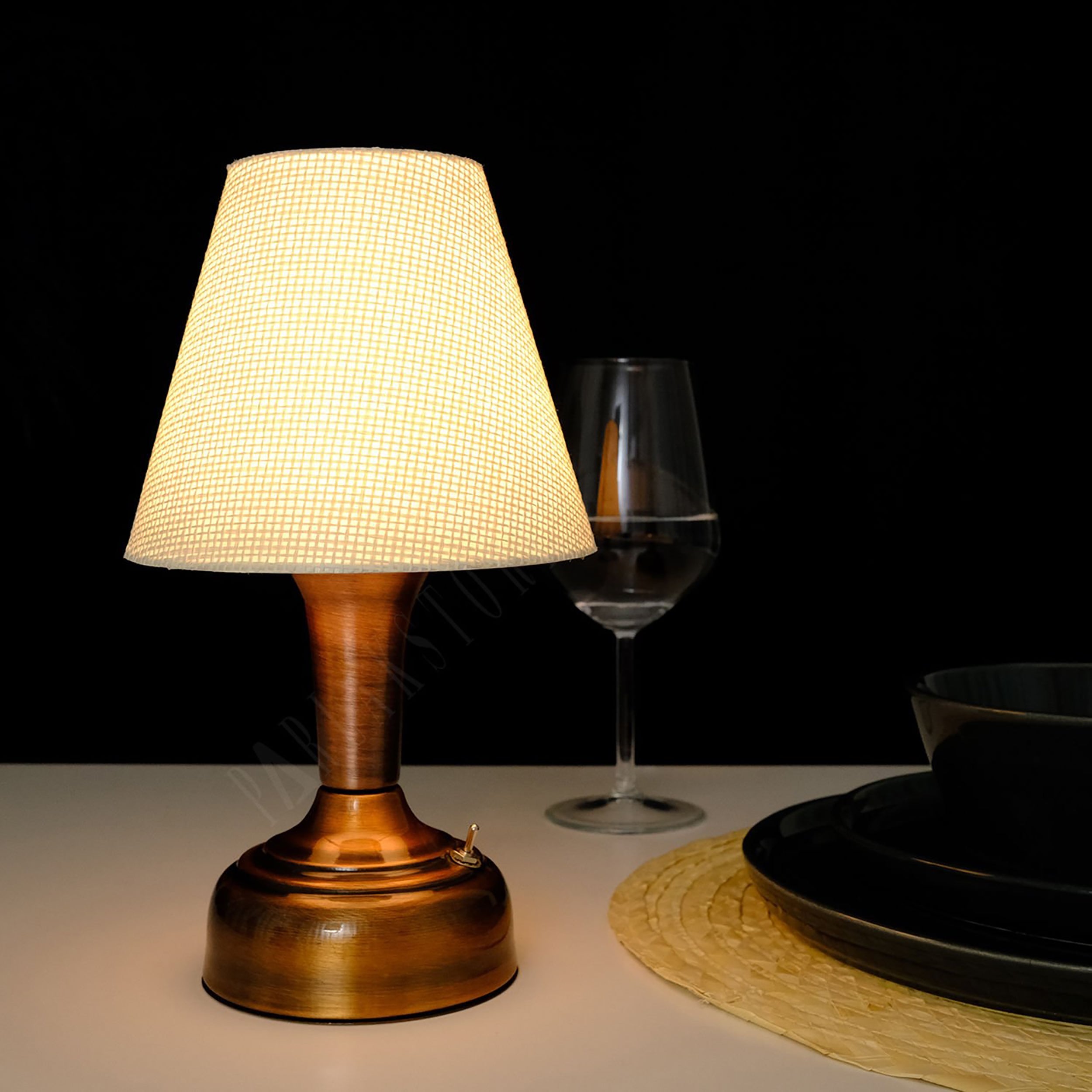11-inch Vintage Copper Cordless LED Table Lamp