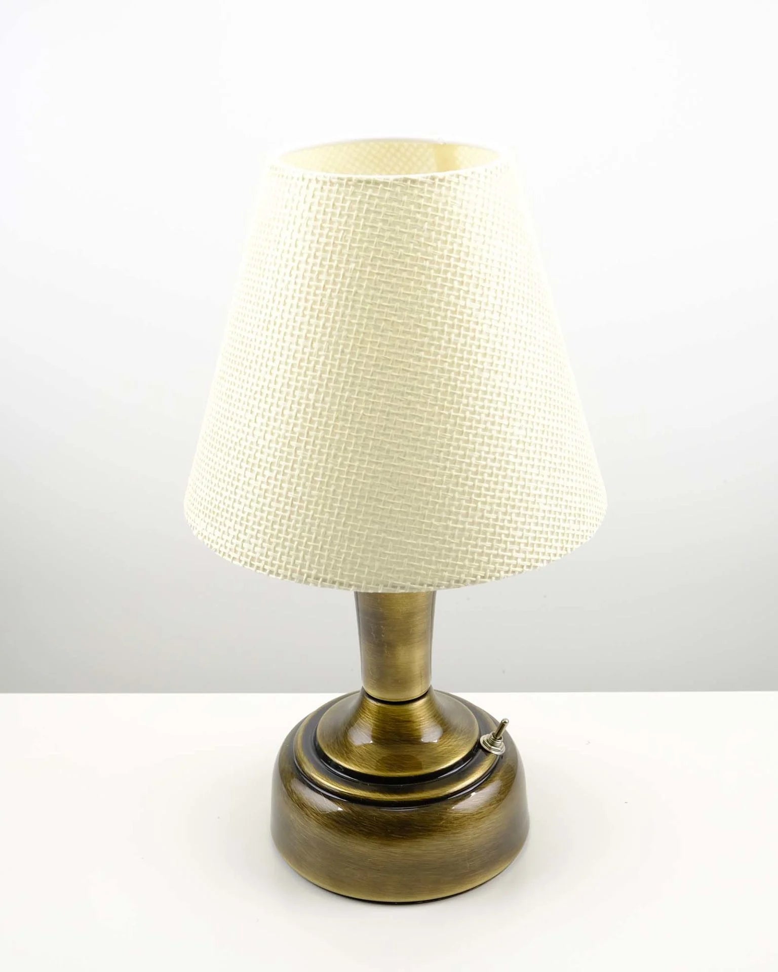 11-inch Vintage Copper Cordless LED Table Lamp