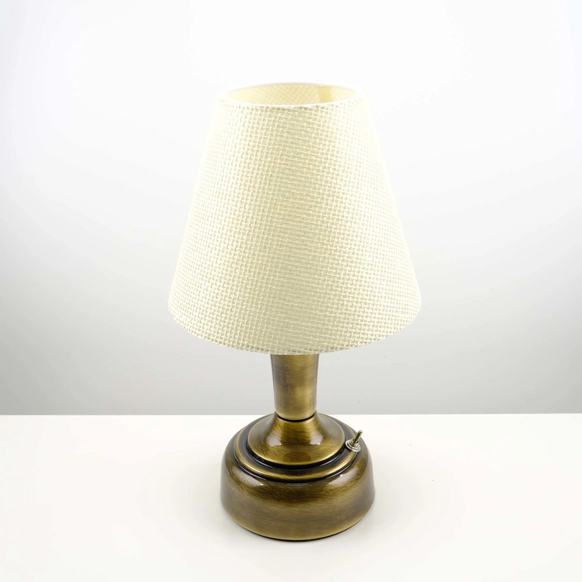 11-inch Vintage Copper Cordless LED Table Lamp