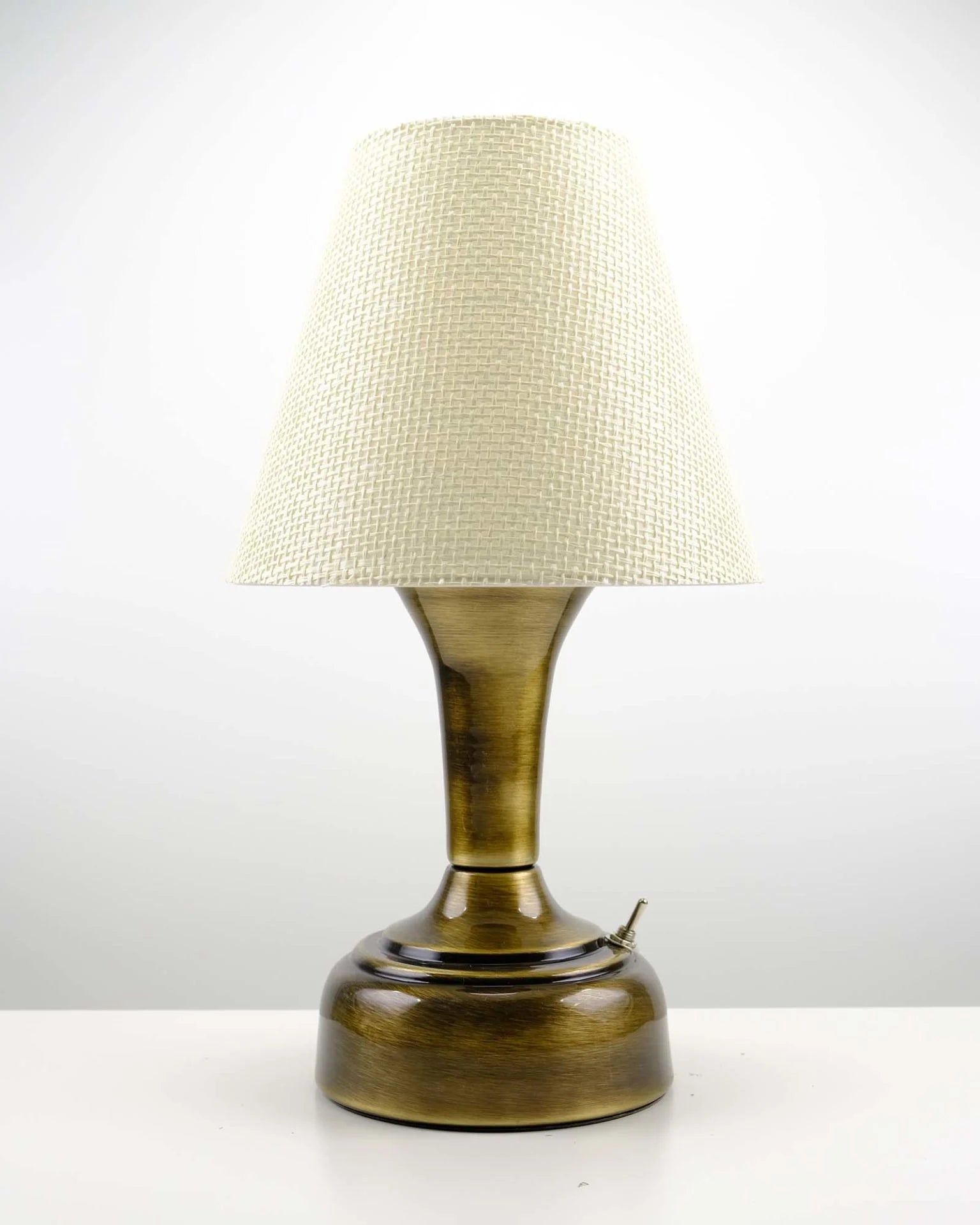 11-inch Vintage Copper Cordless LED Table Lamp