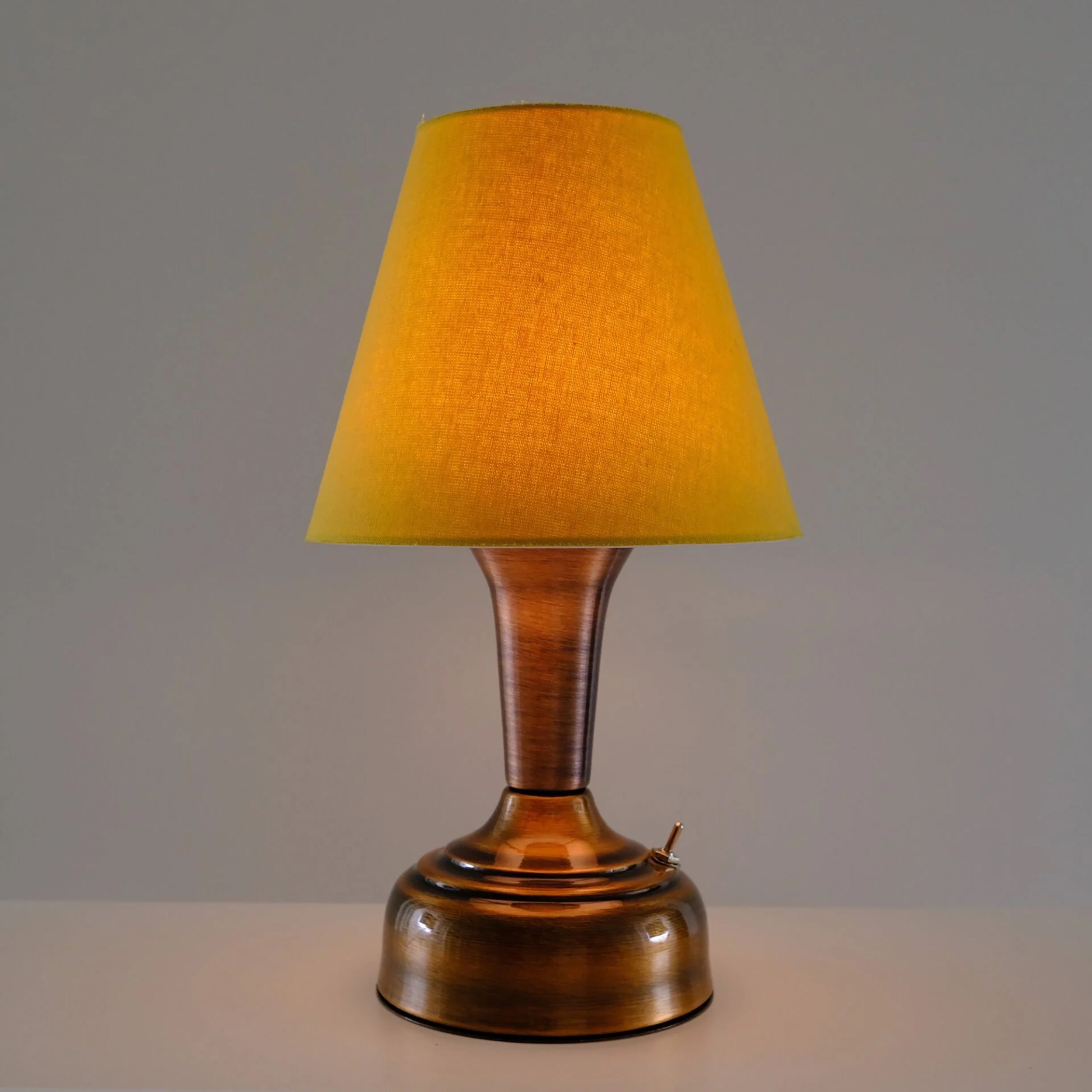 11-inch Vintage Copper Cordless LED Table Lamp