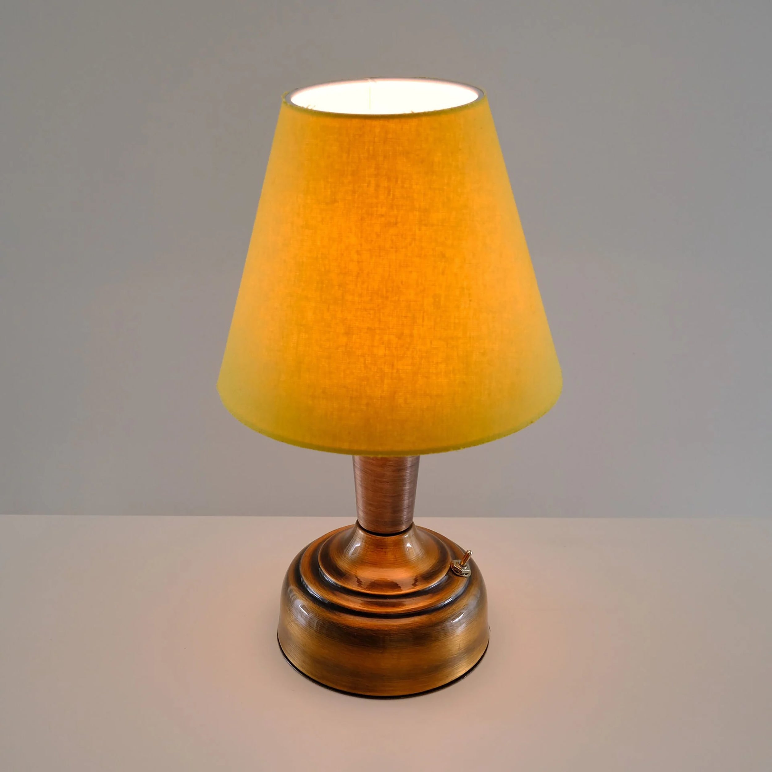 11-inch Vintage Copper Cordless LED Table Lamp