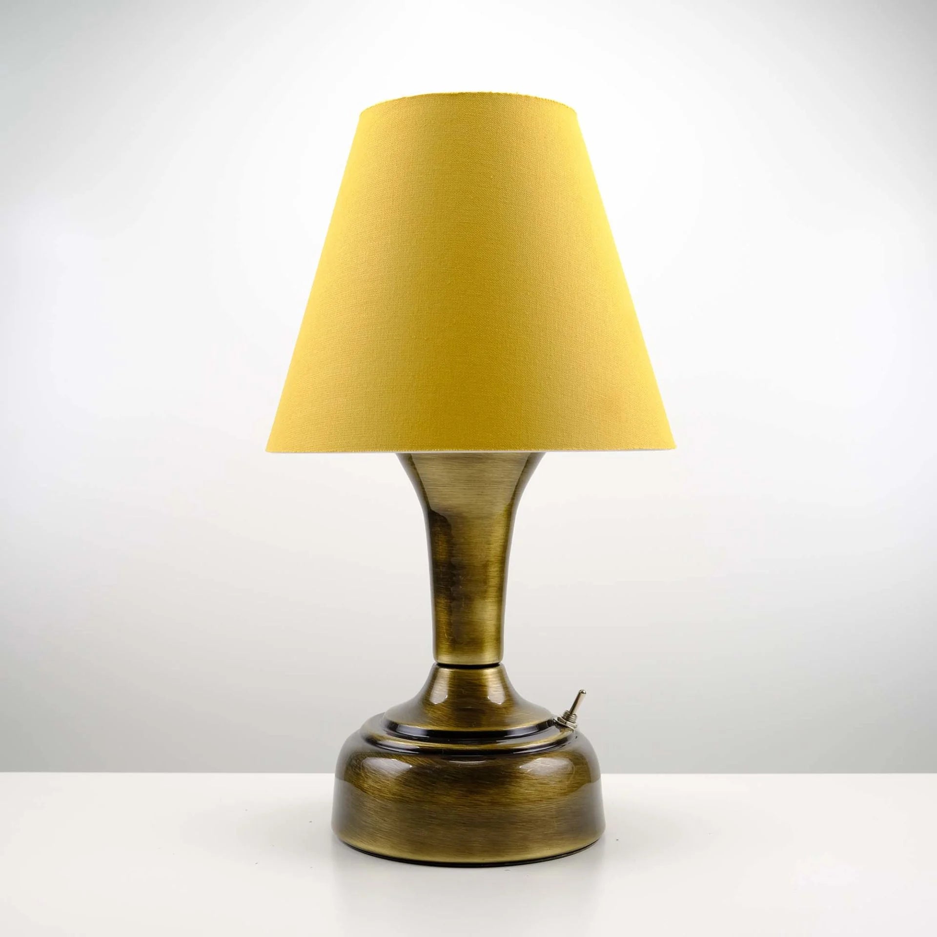 11-inch Vintage Copper Cordless LED Table Lamp