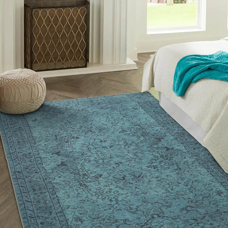 Folk Antique Pattern Turquoise Decorative Rug