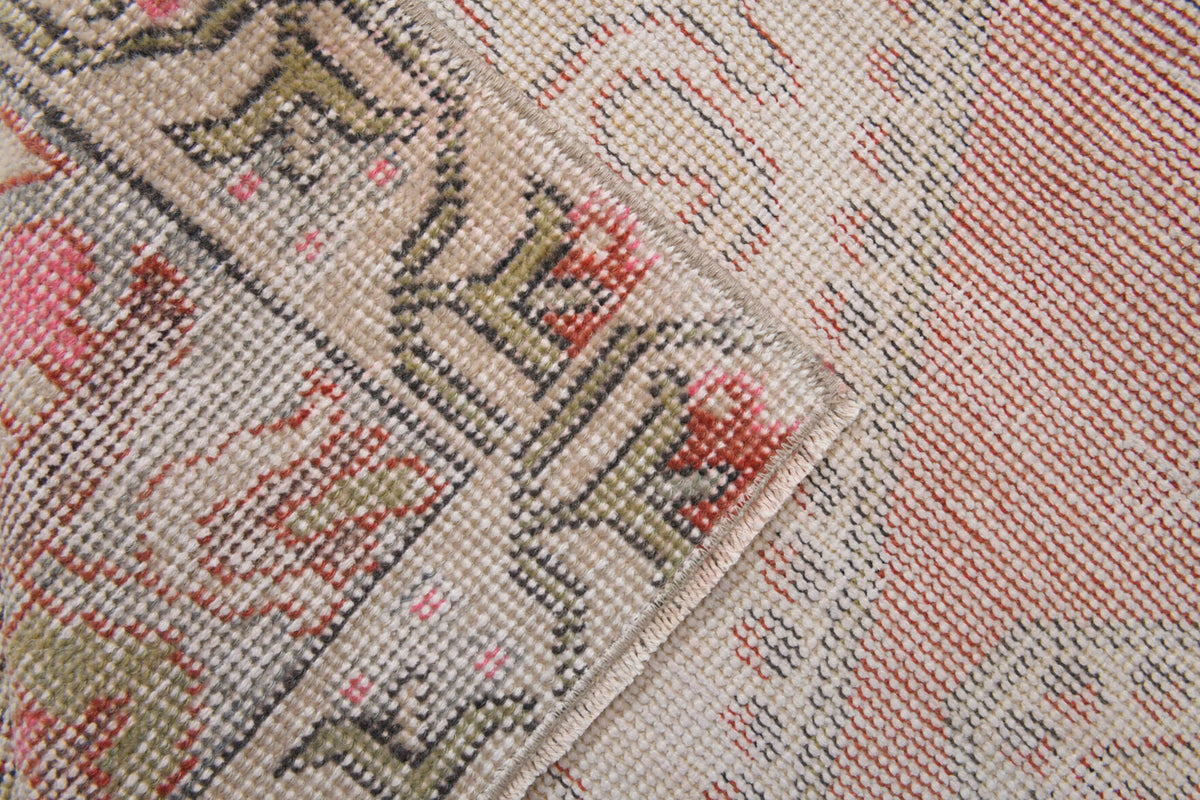Hand-crafted Anatolian vintage rug Nergisultan in wool, 1970s