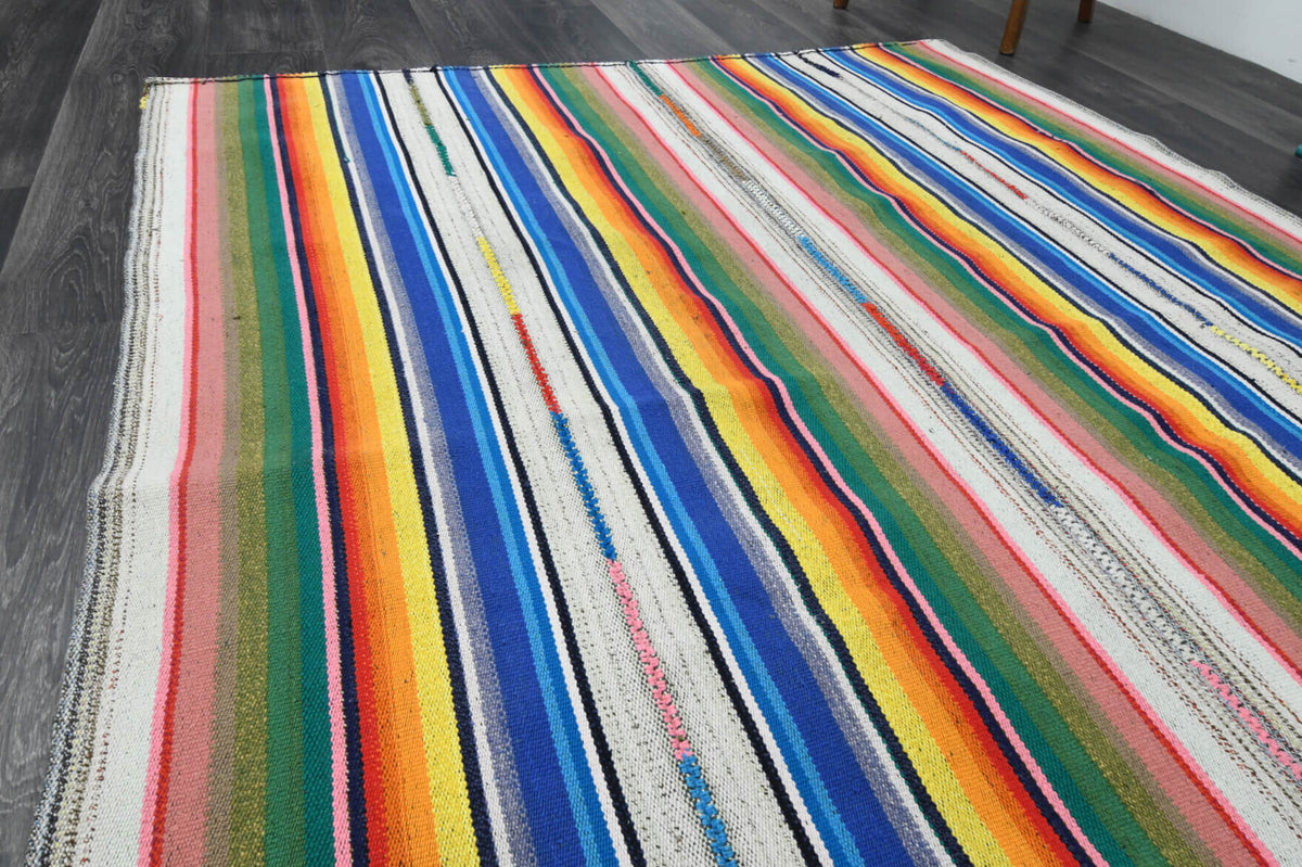 Zambakperi kilim: 1970s handwoven flatweave Anatolian kilim with oriental motifs