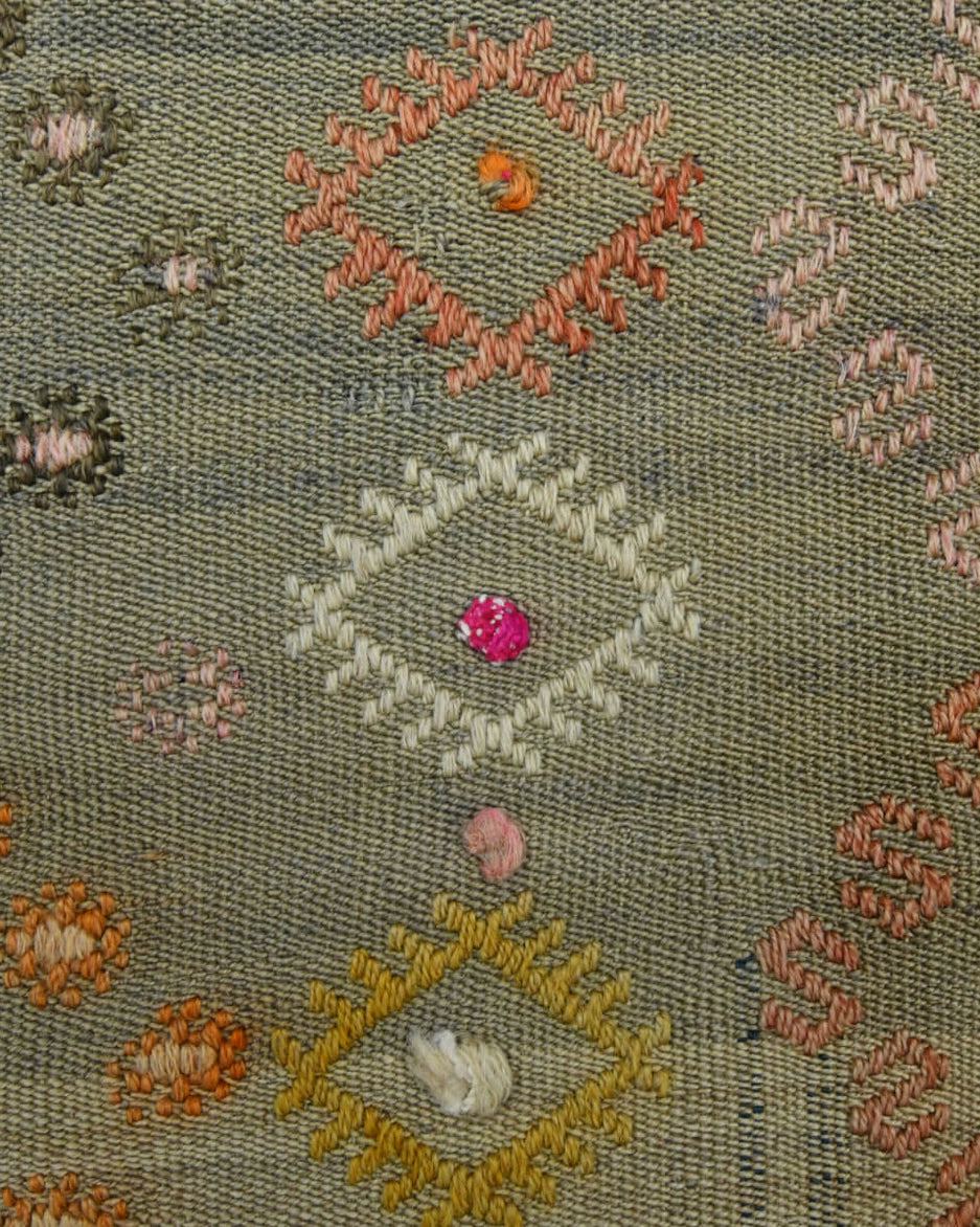 Handwoven flatweave wool kilim from Anatolia, Turkey – Traditional Kilim Handmade Vintage Rug 4'1" x 5'9"