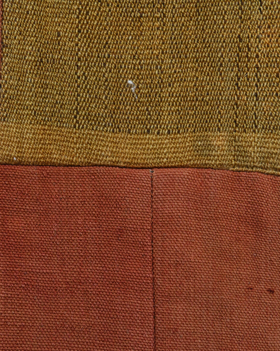 Tsitsino – vintage oriental rug for living room or bedroom, 3'10" x 6'2" (118x187 cm)