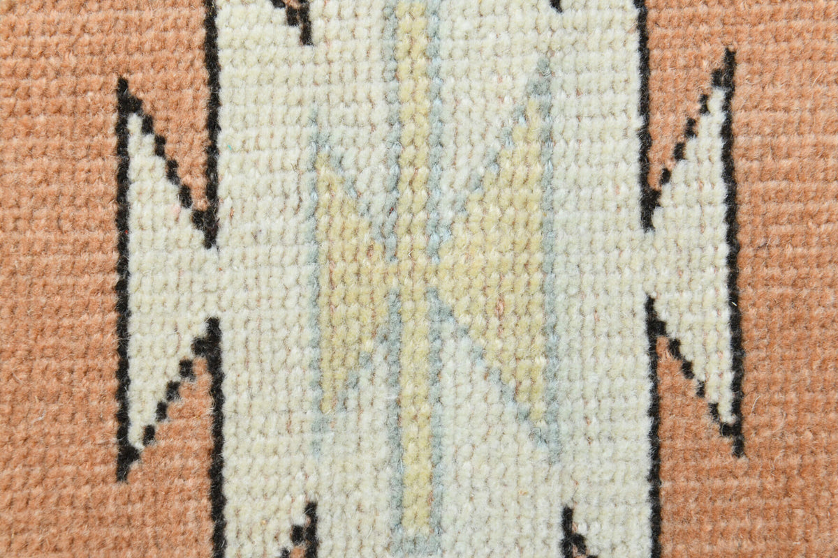 Mehyaz – vintage oriental rug for living room or bedroom, 4'2" x 6'1" (127x186 cm)