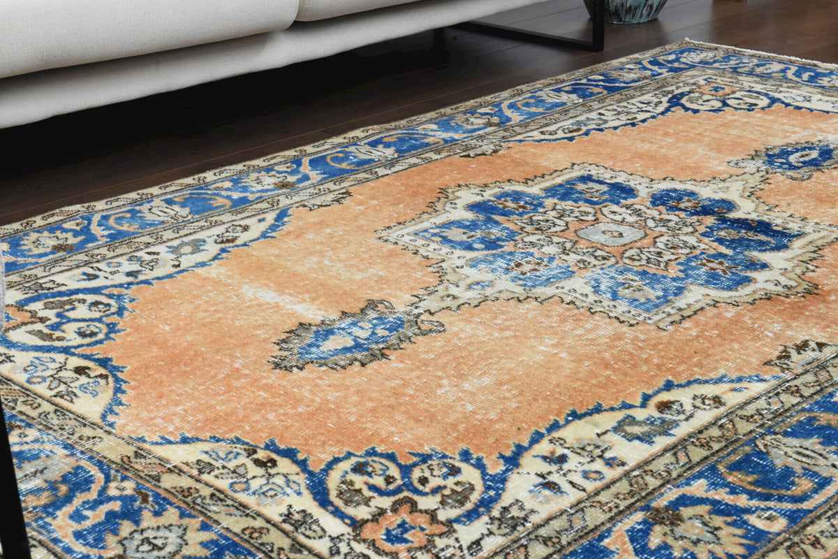 Handmade wool rug from Anatolia, Turkey – %100 Wool Oriental Anatolian Rug 4'11" x 7'9"