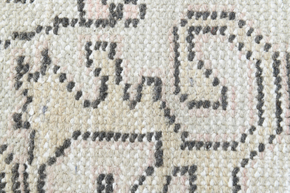 Hand-crafted Anatolian vintage rug Semaruh in wool, 1970s