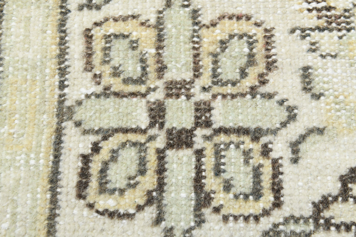 Handmade Cream Oushak Rug
