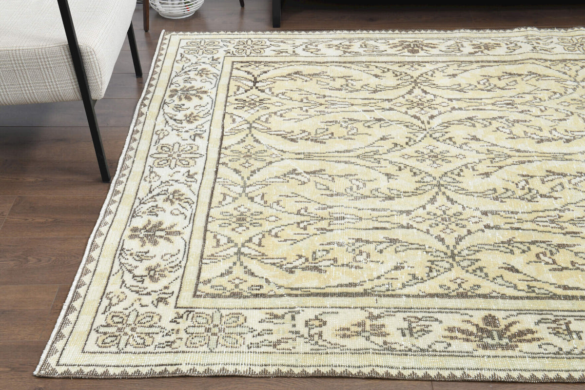 Handmade Cream Oushak Rug