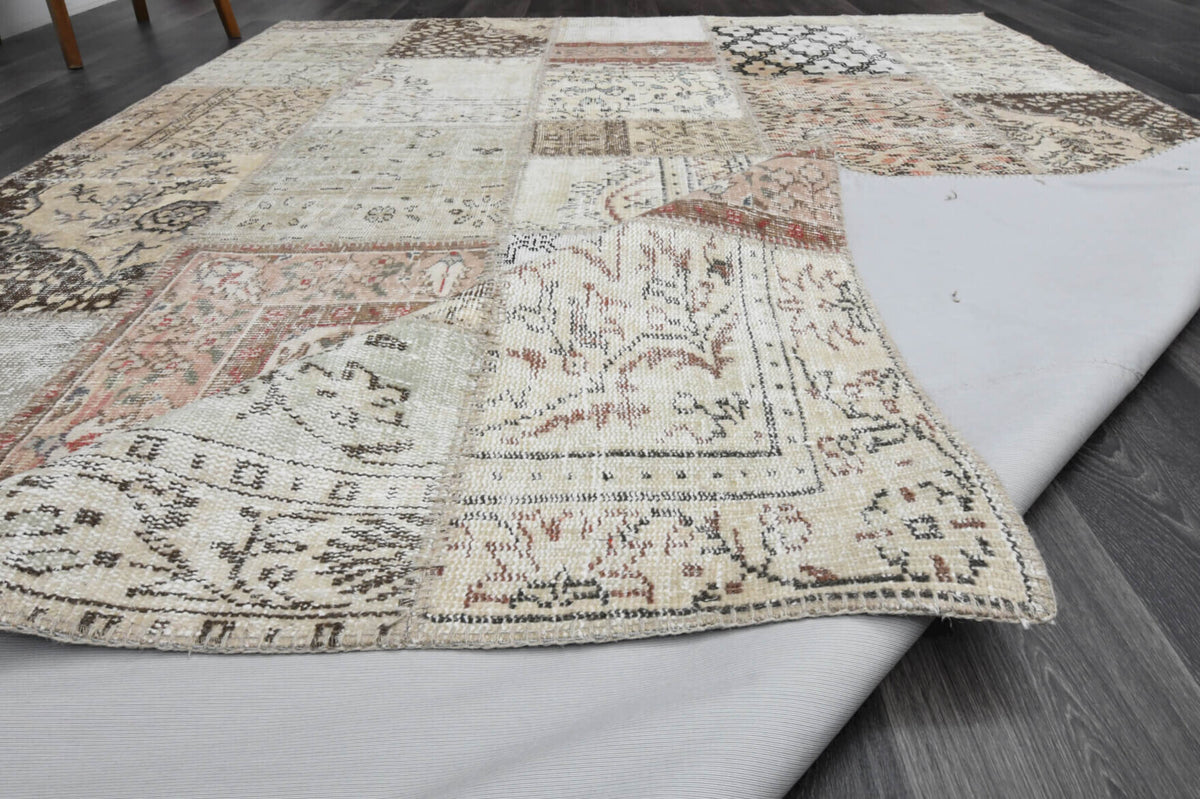 Handmade Beige Patchwork Area Rug