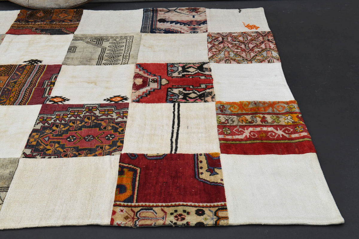194x280 cm vintage patchwork Anatolian area rug – Astrapetra, low pile, wool