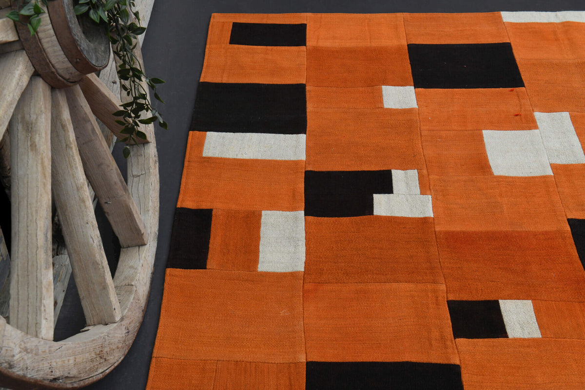 Handmade Vintage Area Kilim Rug