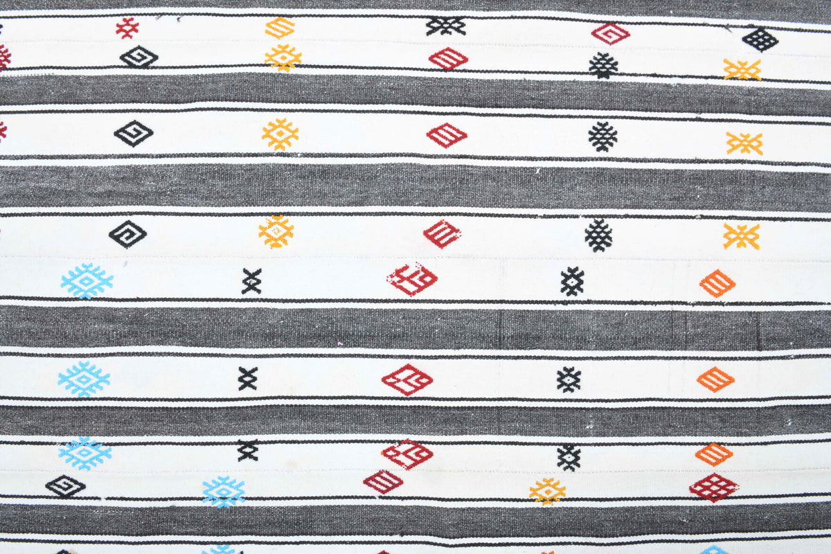 Authentic Anatolian vintage kilim rug (1960s) with striped design – one-of-a-kind at Fame Rugs