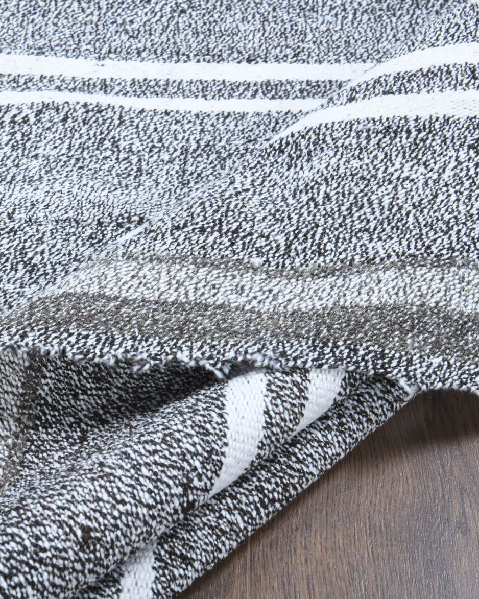 Ardicara kilim: handwoven flatweave Anatolian kilim with striped motifs