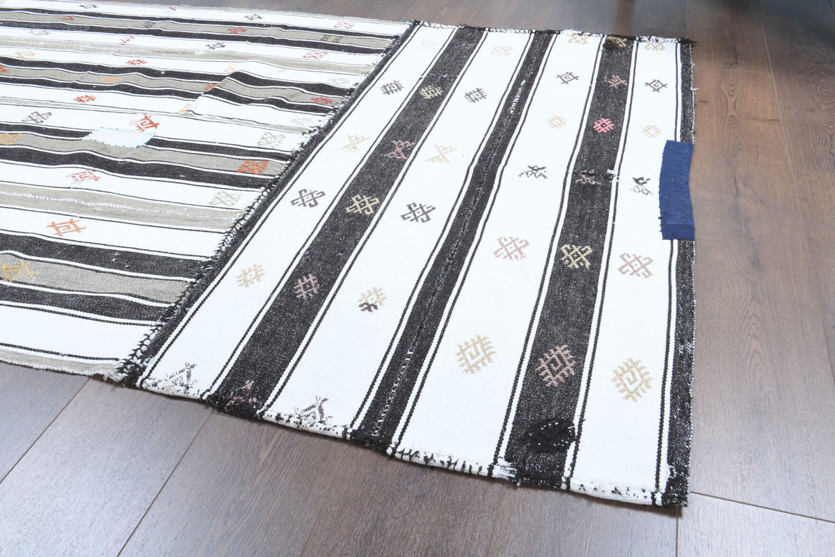 Handmade Vintage Flatweave Rug