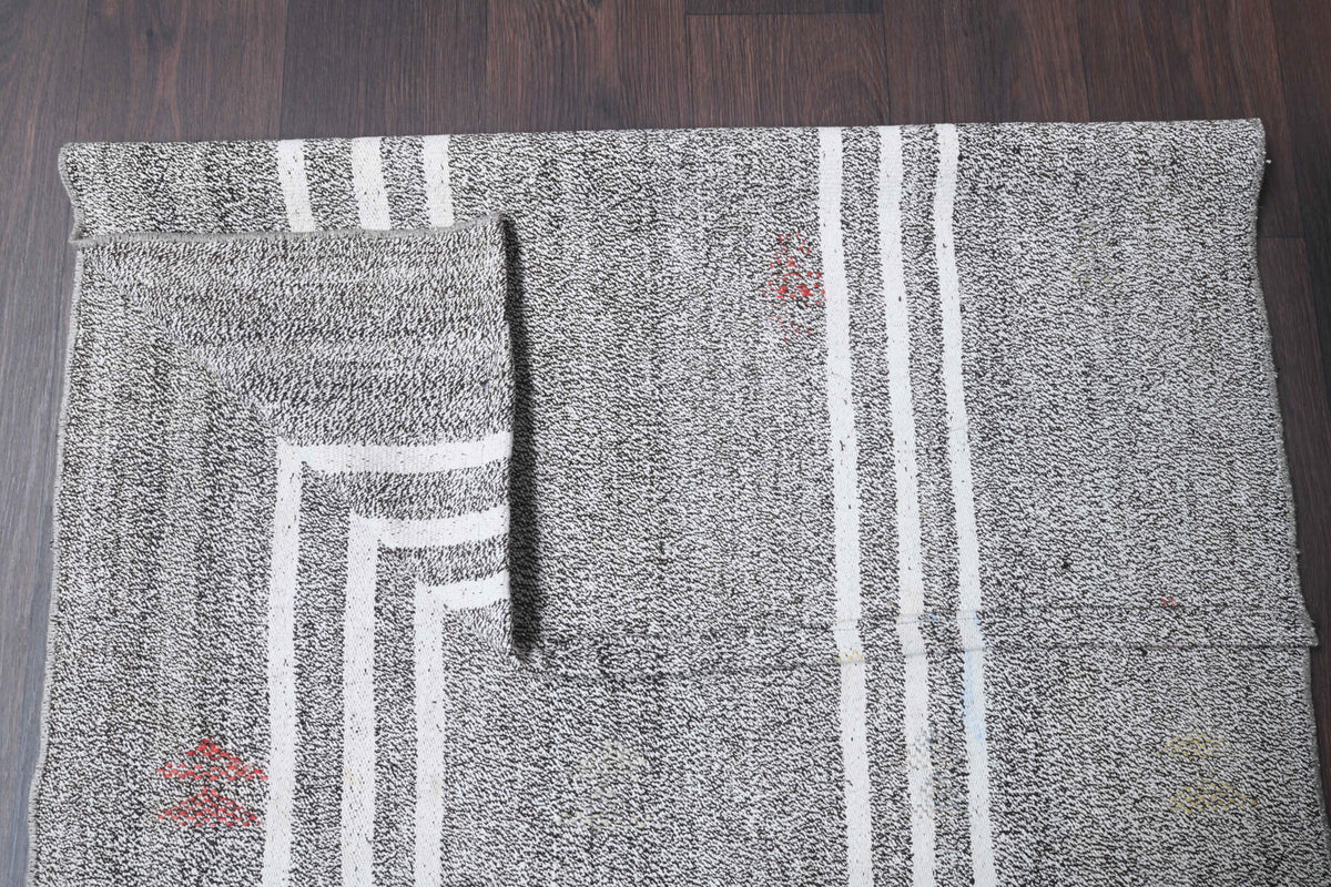 Handmade Vintage Kilim Rug