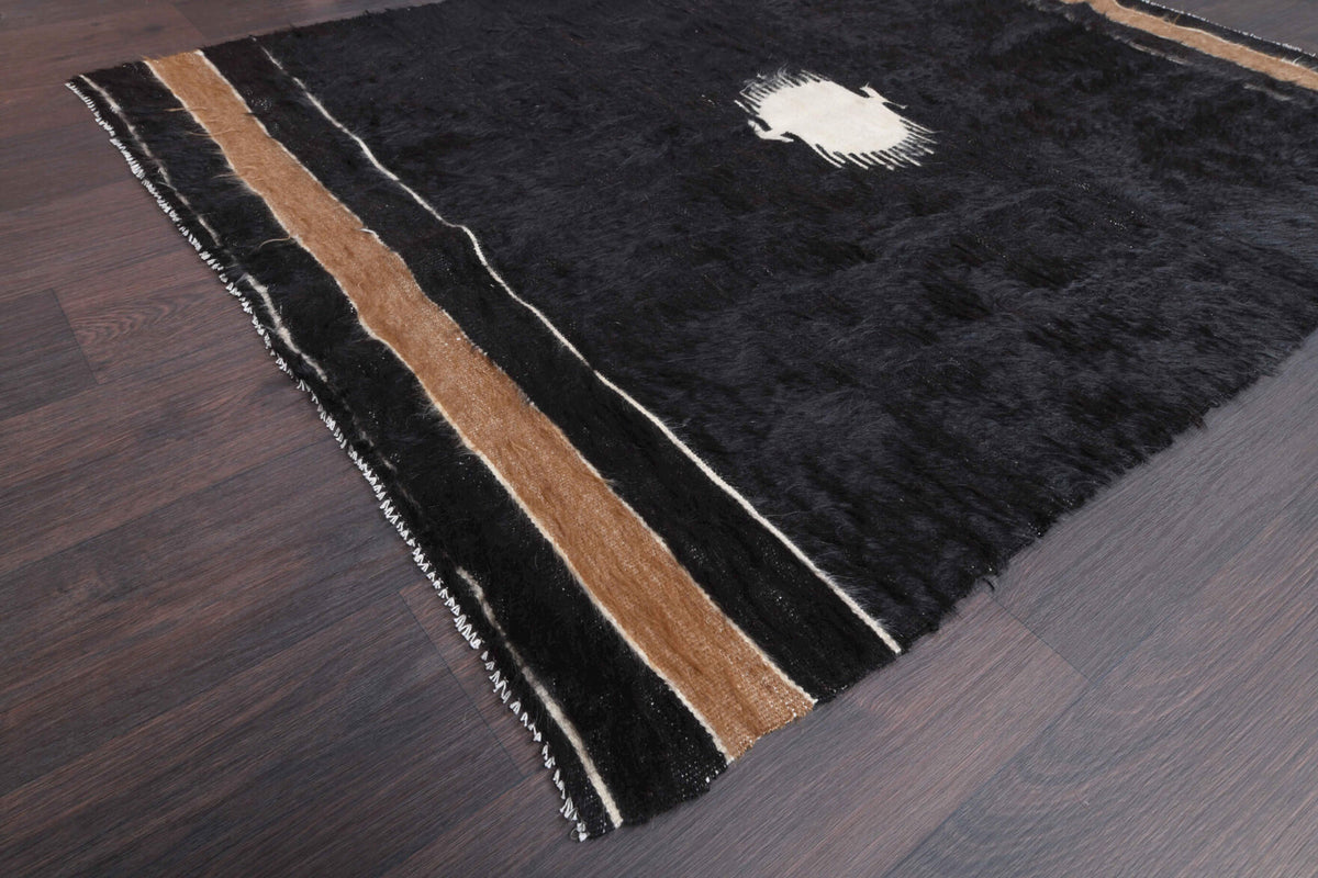 Handmade Vintage Kilim Rug