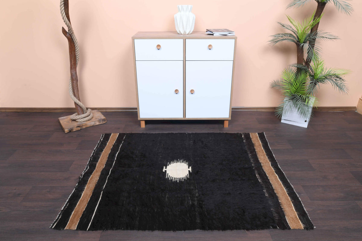 Handmade Vintage Kilim Rug