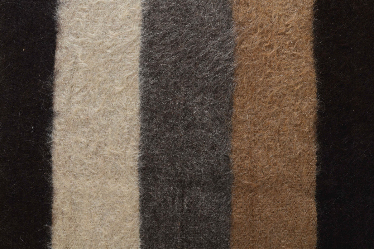 Handwoven flatweave wool kilim from Anatolia, Turkey – Handmade Vintage Kilim Rug 4'2" x 6'2"