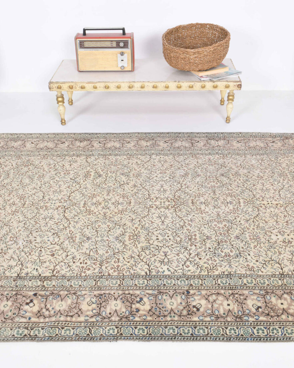 One-of-a-kind 1970s Anatolian vintage area rug in wool, 4'6" x 7'7"
