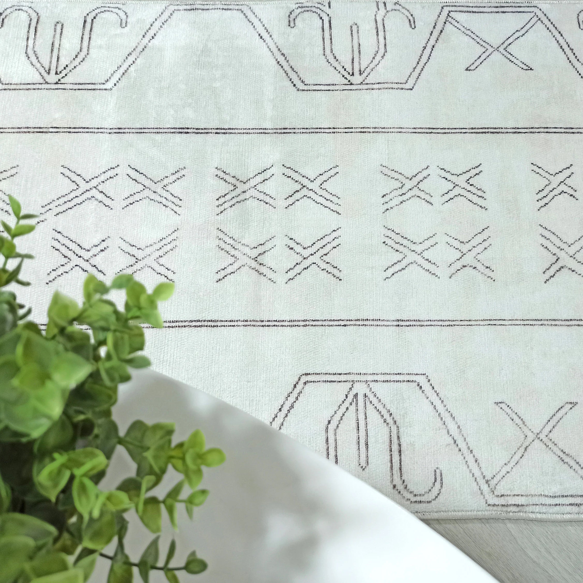 Flinda Neutral Cream Turkish Rug