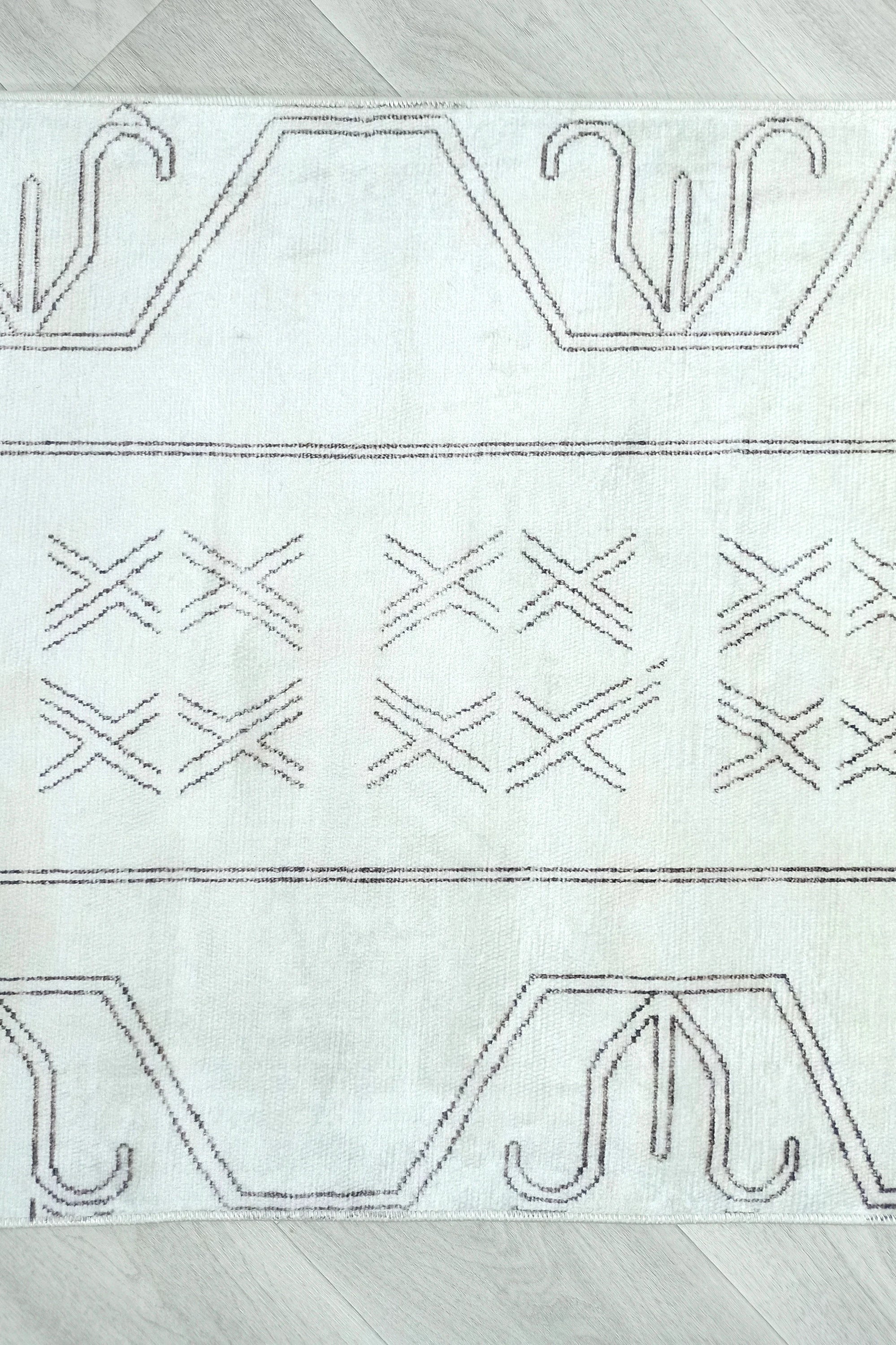 Flinda Neutral Cream Turkish Rug