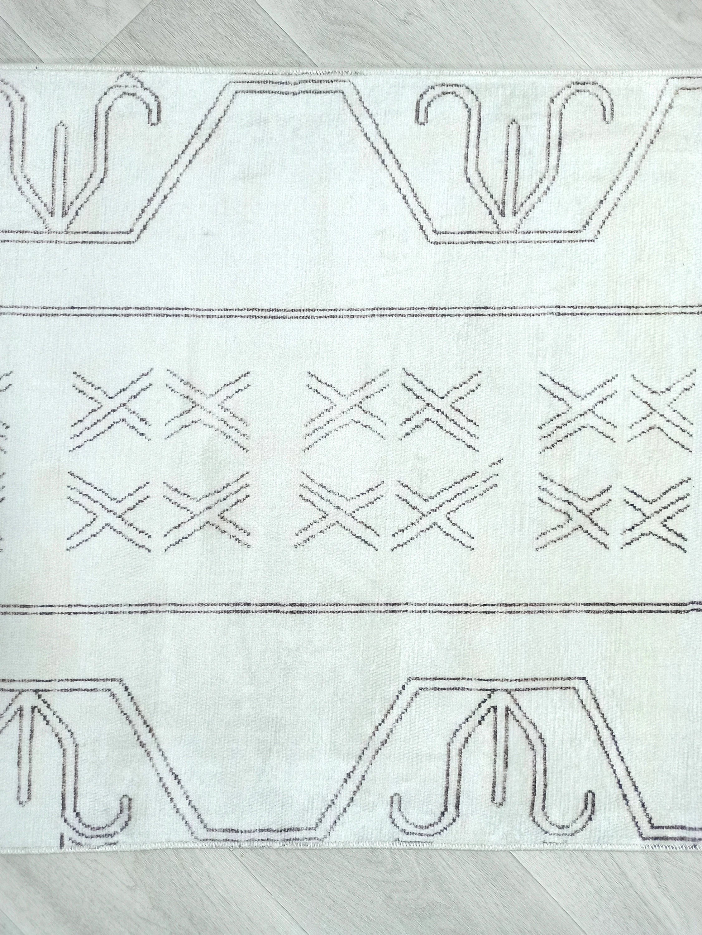 Flinda Neutral Cream Turkish Rug