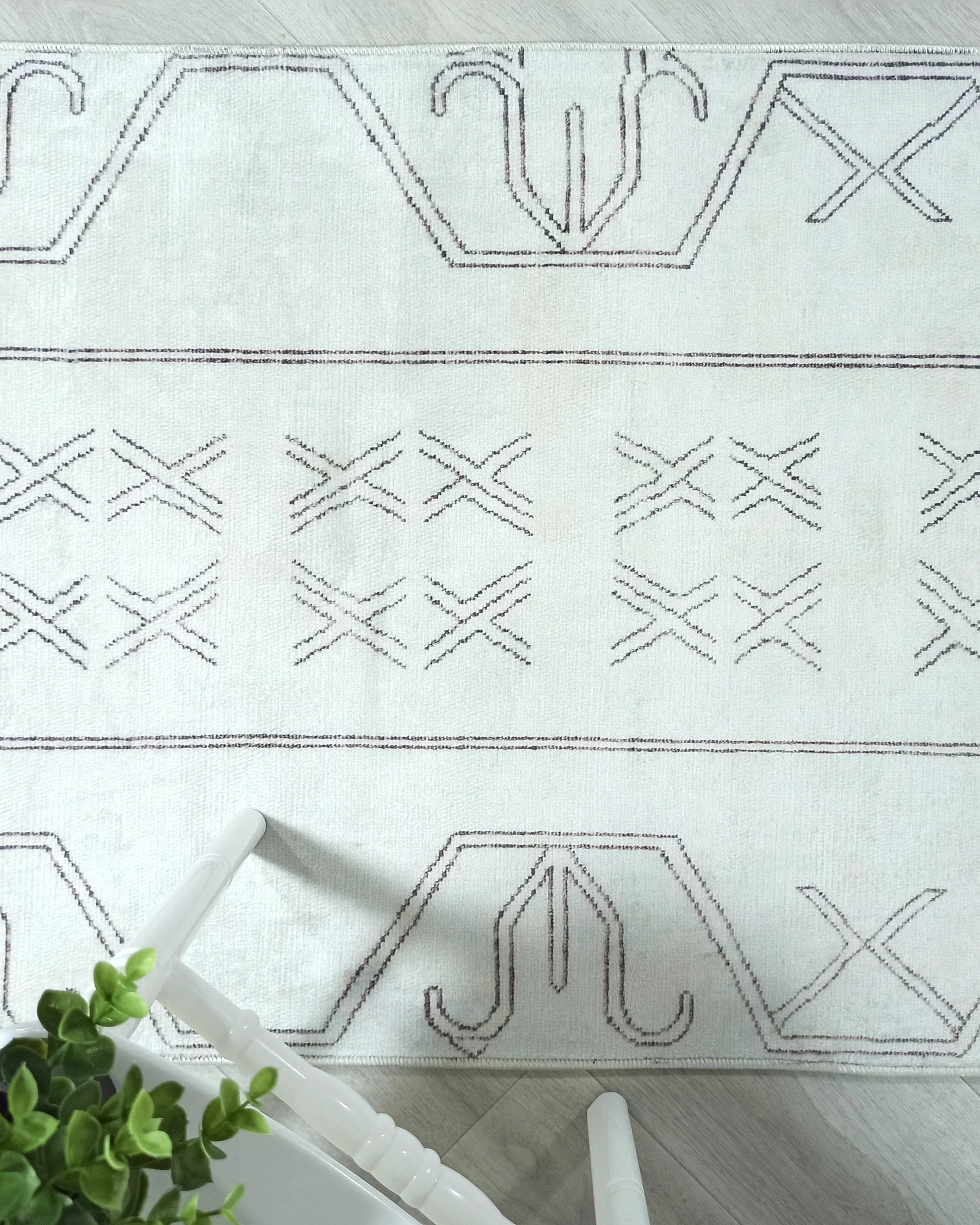 Flinda Neutral Cream Turkish Rug