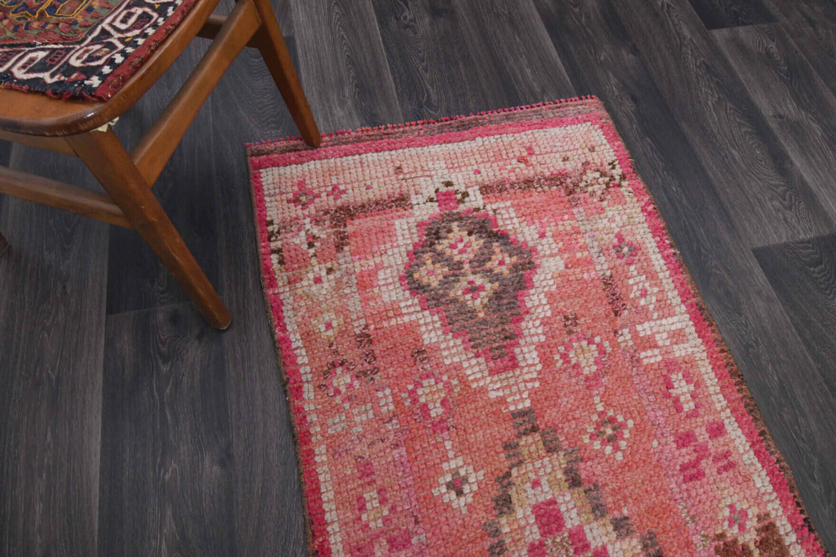 Pink Charm - Vintage Unique Runner Rug