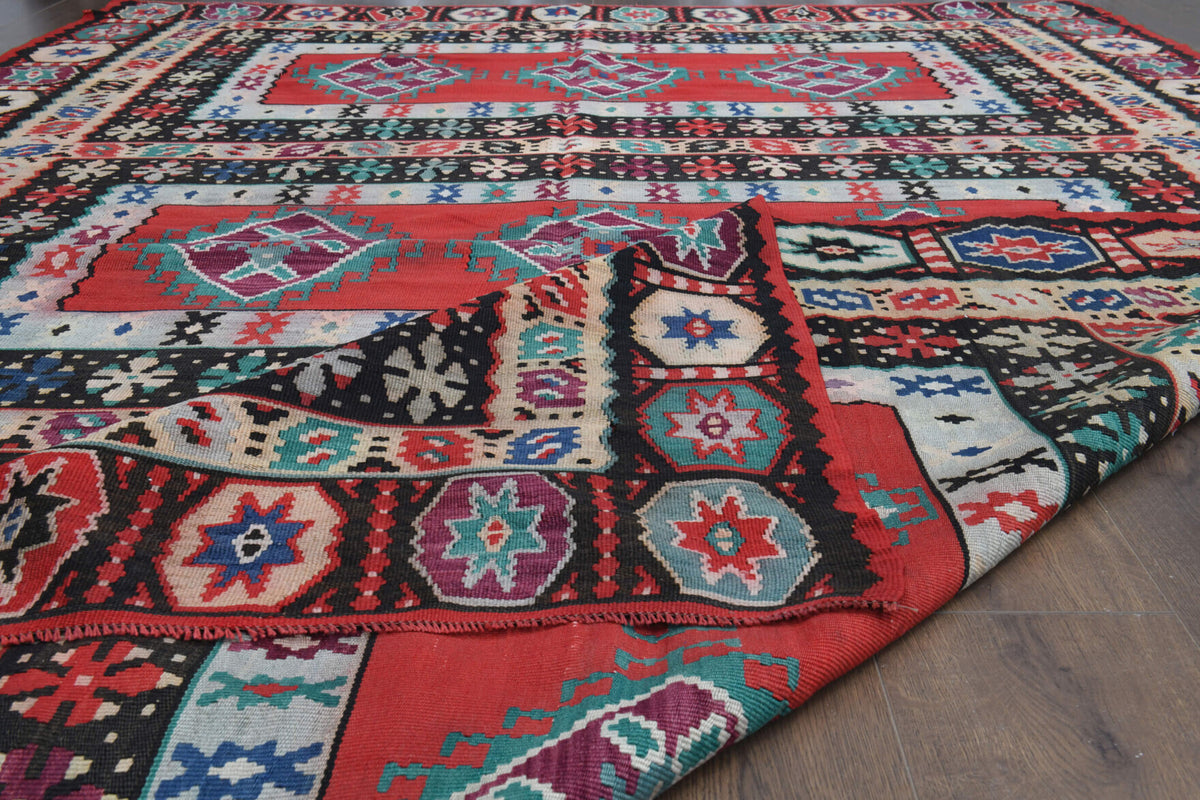 Aglaophone kilim: 1960s handwoven flatweave Anatolian kilim with oriental motifs