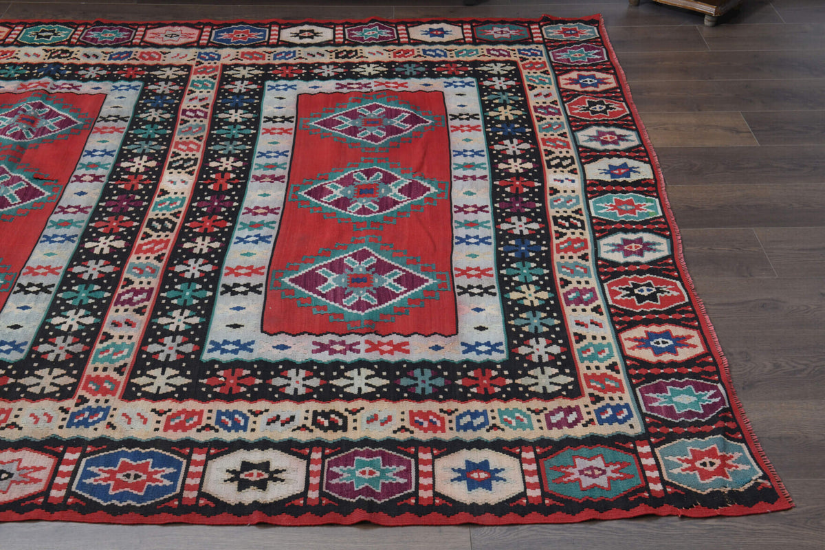 Handwoven flatweave wool kilim from Anatolia, Turkey – Ethnic Navajo Vintage Kilim Area Rug 6'9" x 10'2"