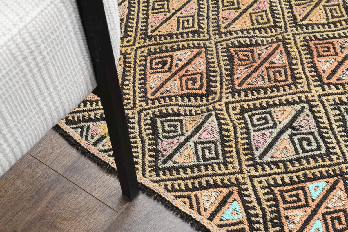 185x212 cm vintage Anatolian kilim rug – Naianassa, flatweave, wool