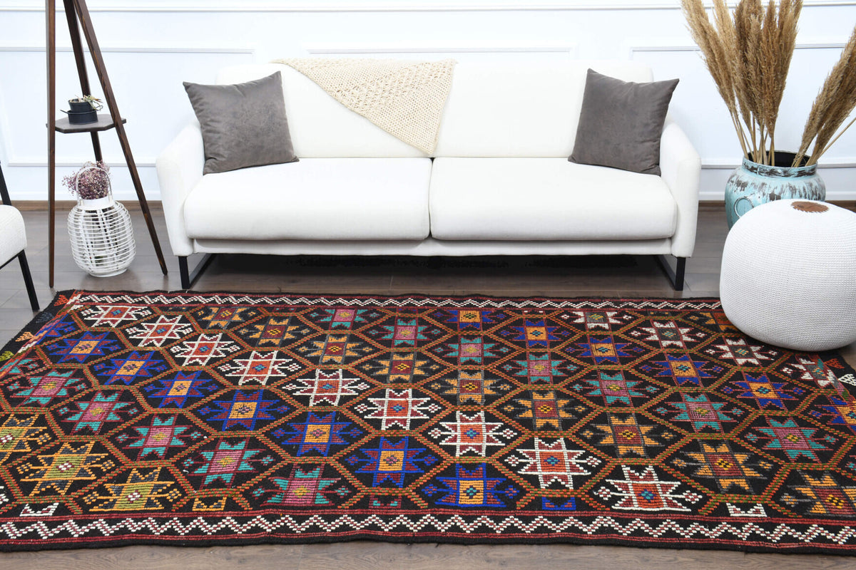 Authentic Anatolian vintage kilim rug (1960s) with ikat design – one-of-a-kind at Fame Rugs