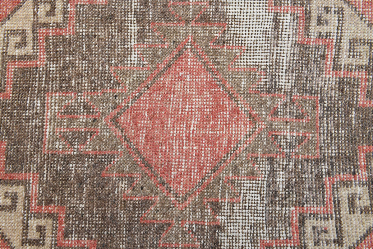 Handmade wool runner from Anatolia, Turkey – Turkish Vintage Runner Rug 2'9" x 12'8"
