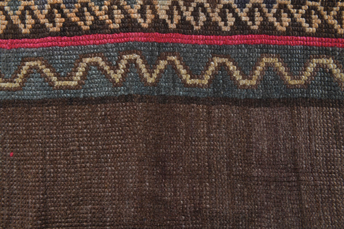 Handwoven flatweave wool runner from Anatolia, Turkey – Flatweave Turkish Vintage Runner Rug 1'9" x 7'11"