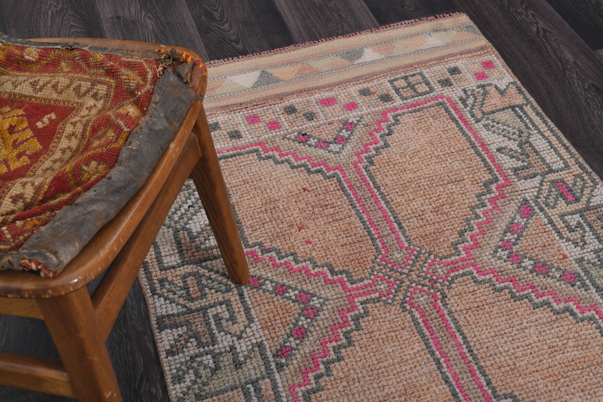 Handmade wool runner from Anatolia, Turkey – Turkish Vintage Runner Rug 2'10" x 11'5"