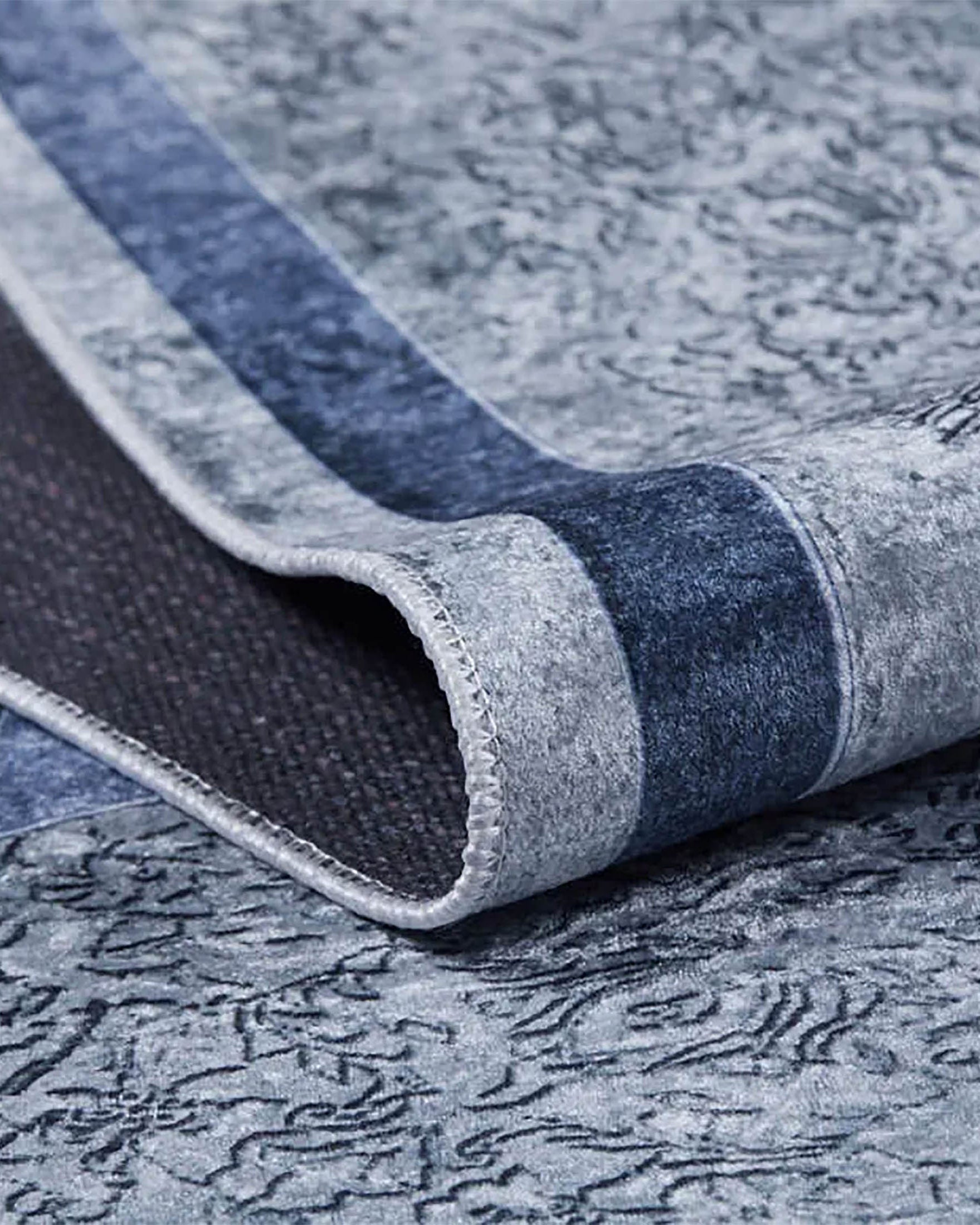 Jade Medallion Turkish Gray Blue Rug