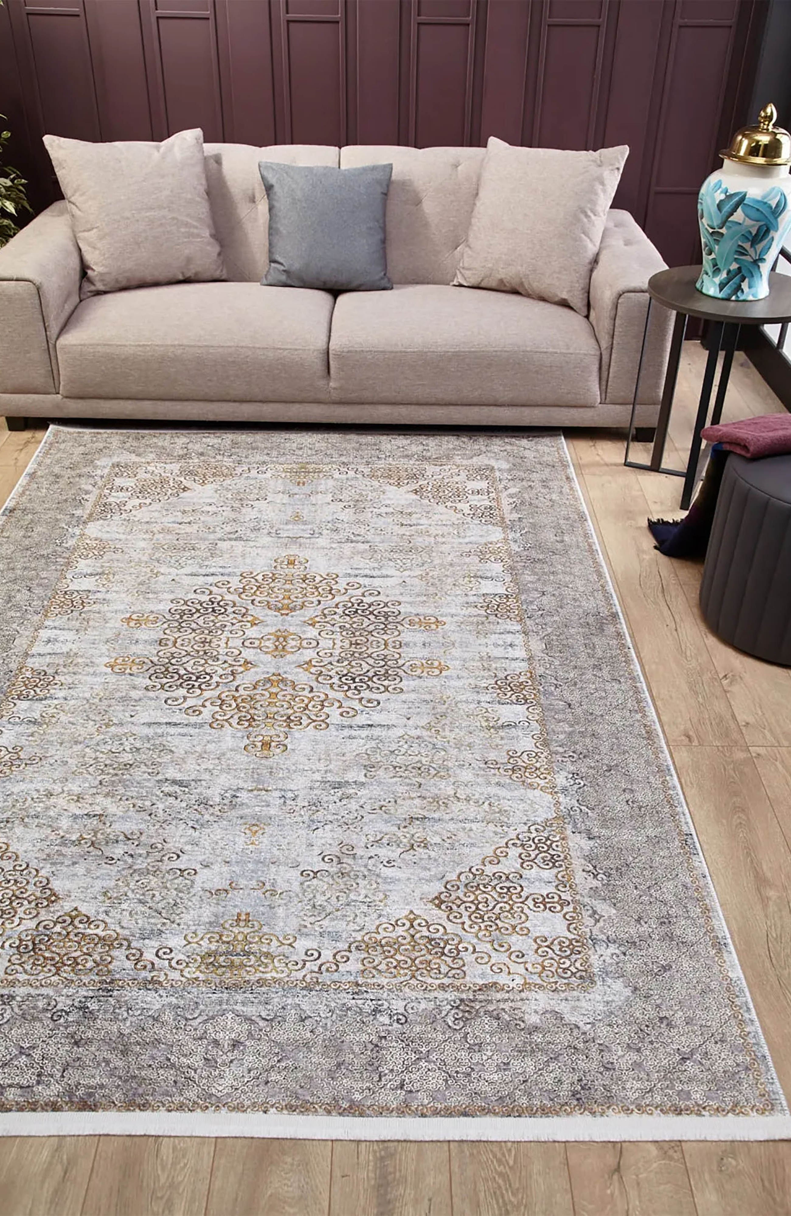 Emilia Turkish Floral Vintage Medallion Geometric Rug