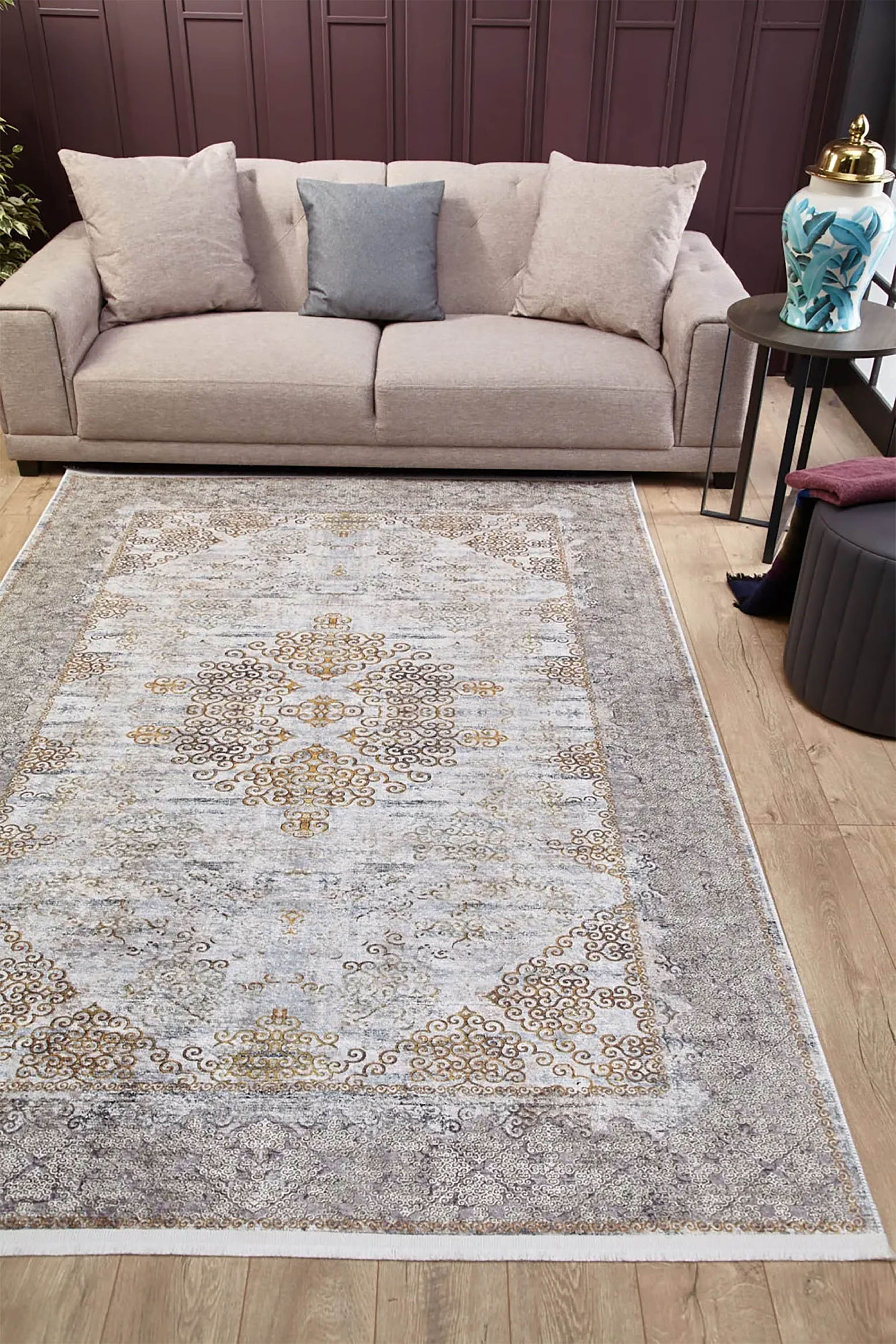 Emilia Turkish Floral Vintage Medallion Geometric Rug