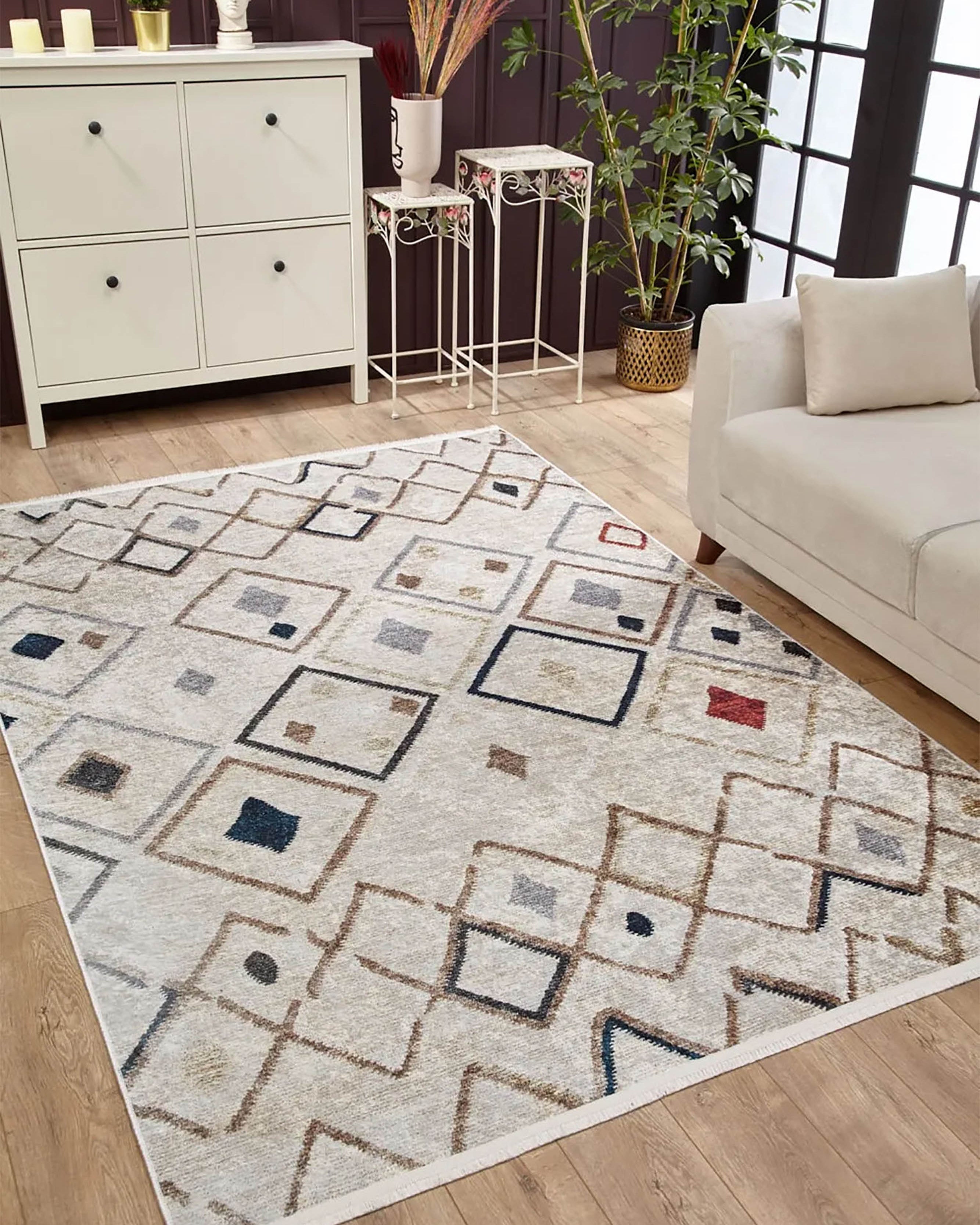 Clara Moroccan Kilim Geometric Rug