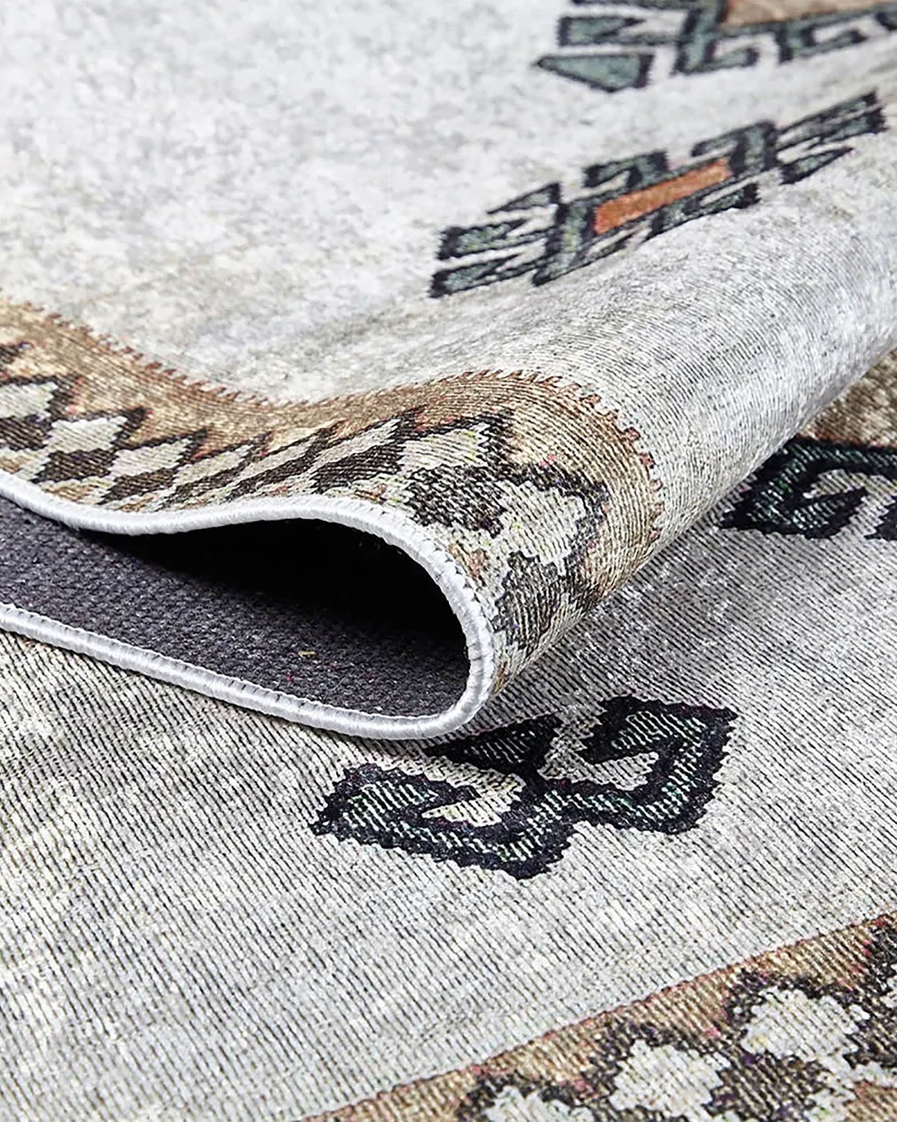 Stevie Moroccan Beige Gray Kilim Rug