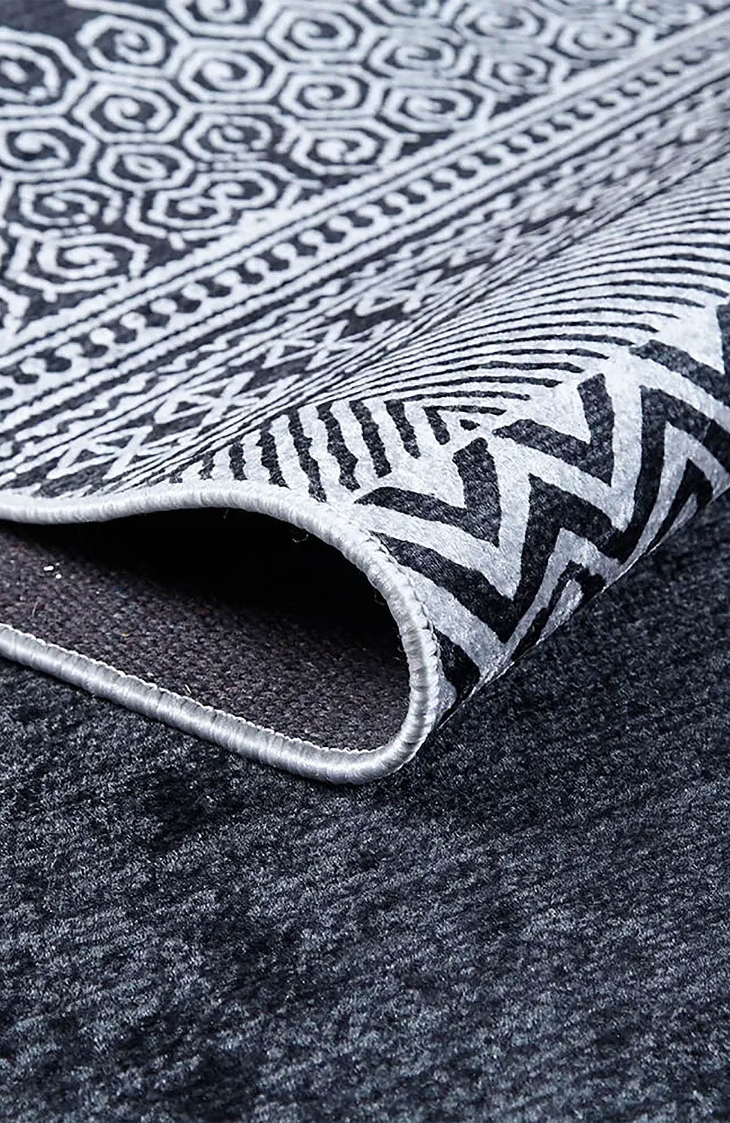 Melody Turkish Ethnic Gray Kilim Geometric Rug